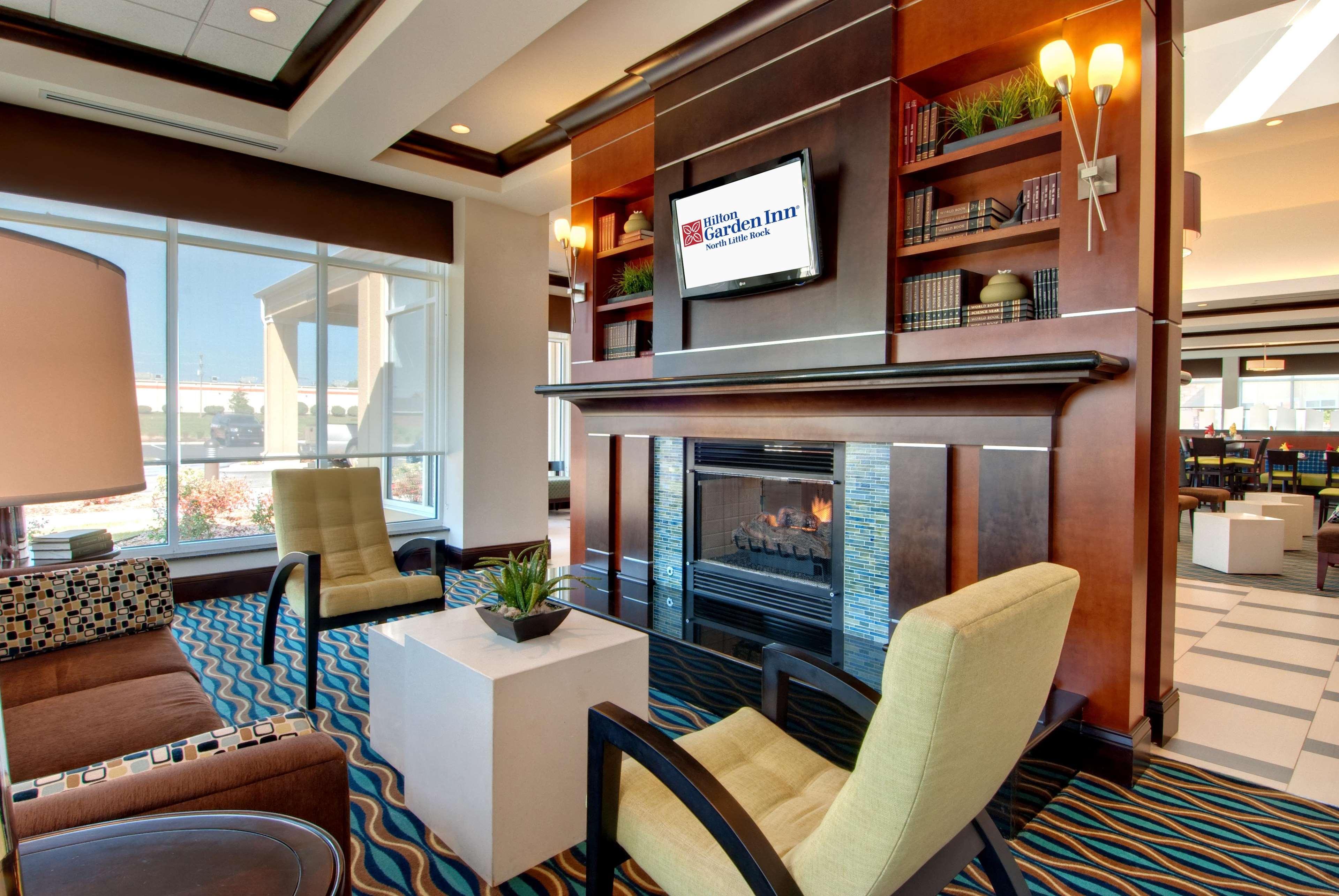 Hilton Garden Inn North Little Rock Exterior photo