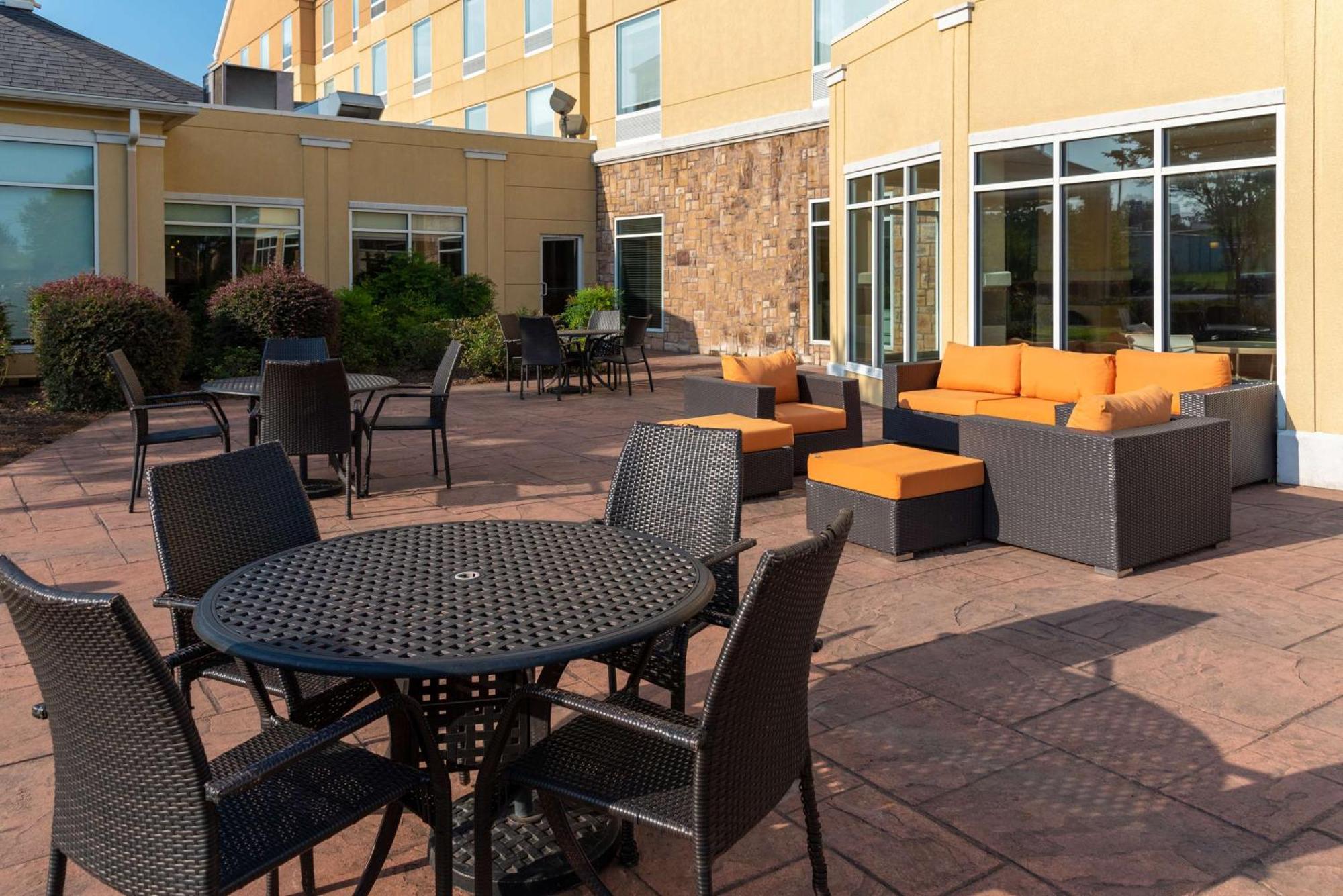 Hilton Garden Inn North Little Rock Exterior photo